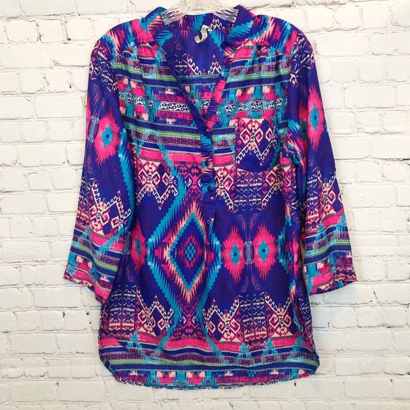 Truth NYC Tops - Colorful high low button up blouse